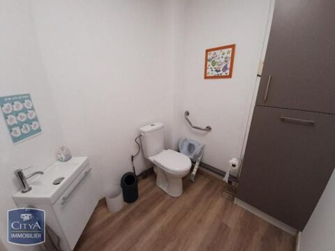   Location / Local Commercial - 76 m² 