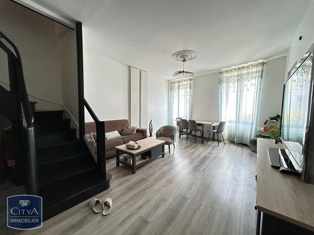 À LOUER : Appartement en duplex T3 situé à Vinay, dans l....