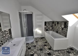  Appartement à louer 3 pièces 72 m²