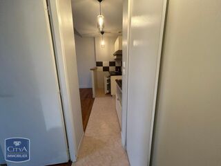  Appartement à louer 2 pièces 33 m²