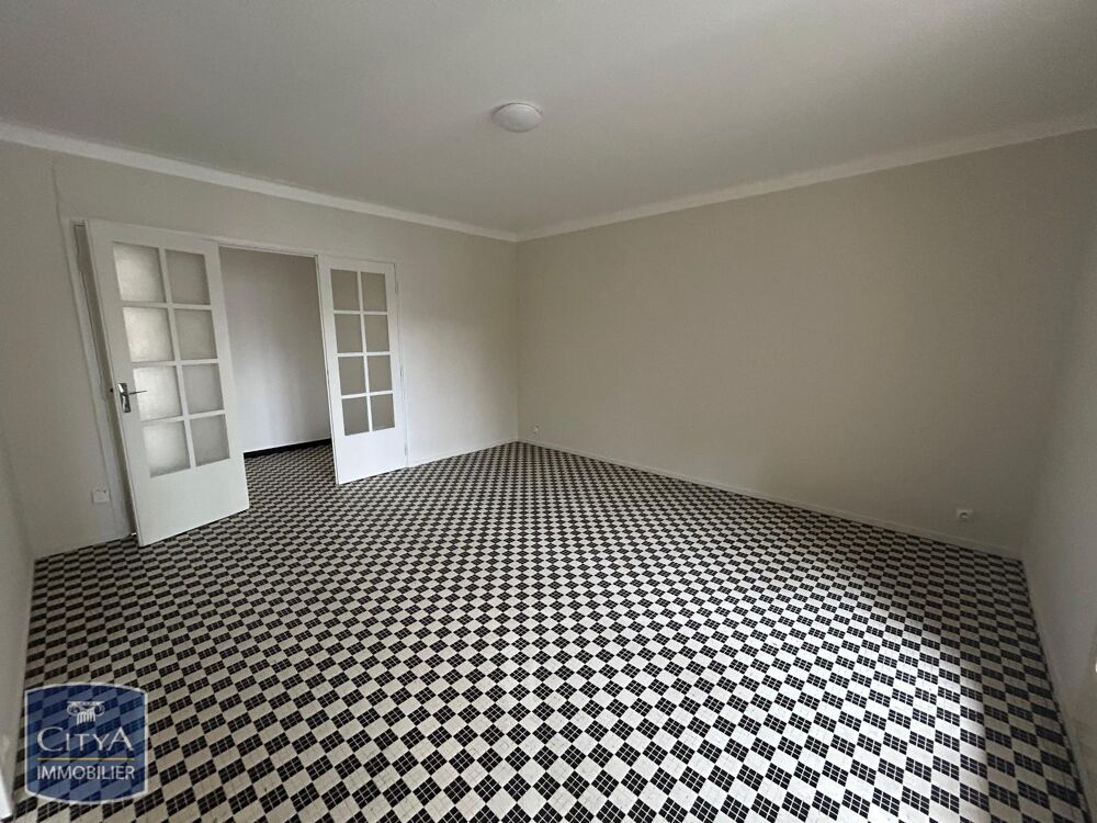location Appartement - 4 pièce(s) - 77 m² Chambéry (73000)