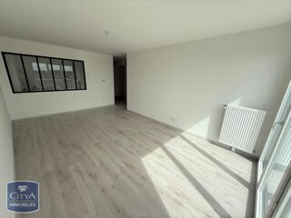  Appartement à louer 4 pièces 89 m²
