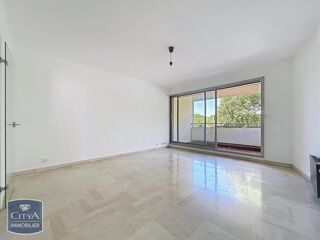  Appartement à louer 2 pièces 53 m²