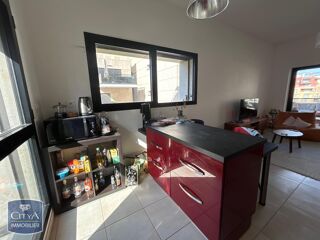  Appartement à louer 3 pièces 53 m²