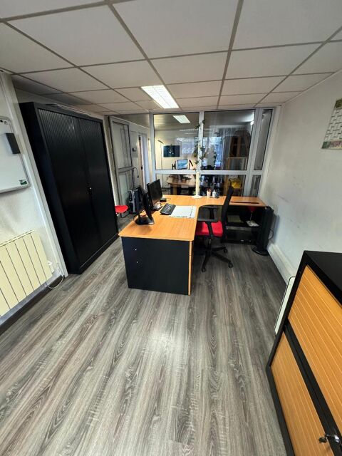   Location / Local Commercial - 79 m² 