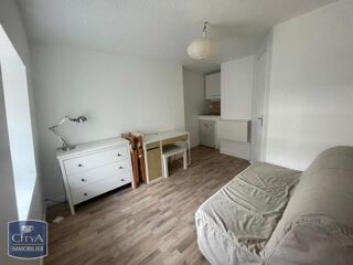  Appartement à louer 1 pièce 13 m²