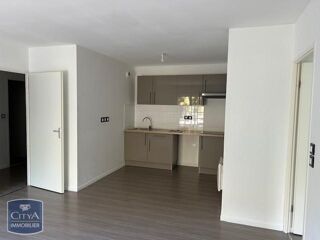  Appartement à louer 3 pièces 53 m²