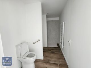 Appartement à louer 3 pièces 61 m²