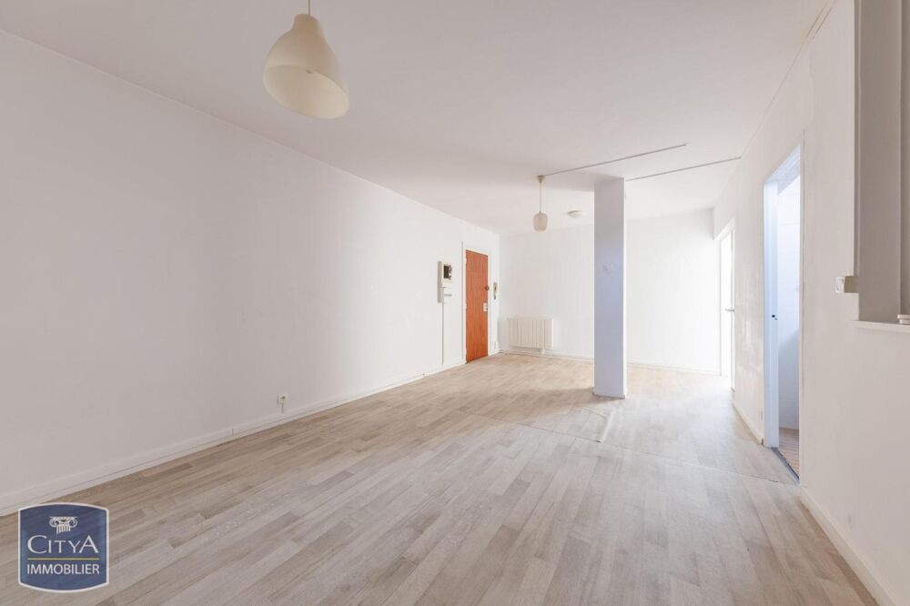 location Appartement - 1 pièce(s) - 42 m² Clermont-Ferrand (63000)