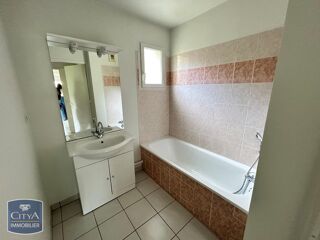  Appartement à louer 3 pièces 52 m²