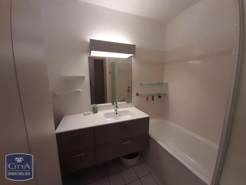location Appartement - 2 pièce(s) - 51 m² Lyon 8