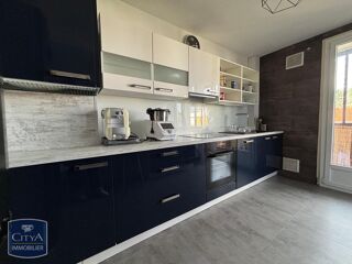  Appartement à louer 3 pièces 75 m²
