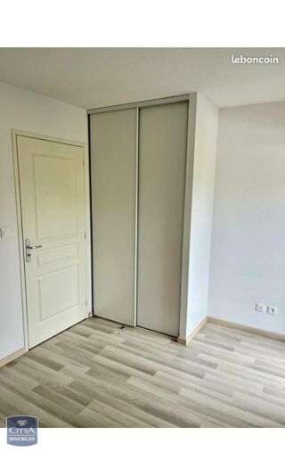  Appartement à louer 3 pièces 63 m²