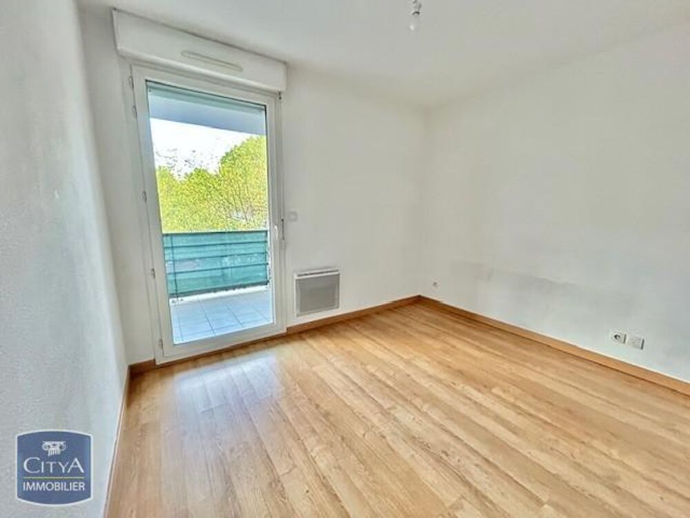 location Appartement - 2 pièce(s) - 52 m² Saint-Priest-en-Jarez (42270)
