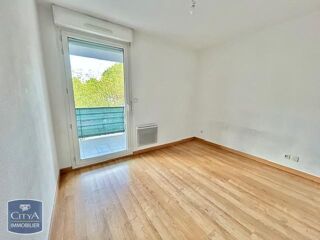 location Appartement - 2 pièce(s) - 52 m² Saint-Priest-en-Jarez (42270)