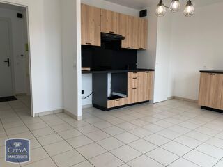  Appartement à louer 1 pièce 28 m²