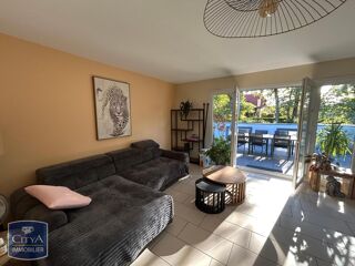  Appartement à louer 3 pièces 73 m²