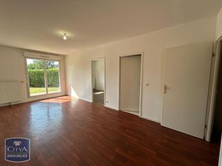  Appartement à louer 4 pièces 63 m²
