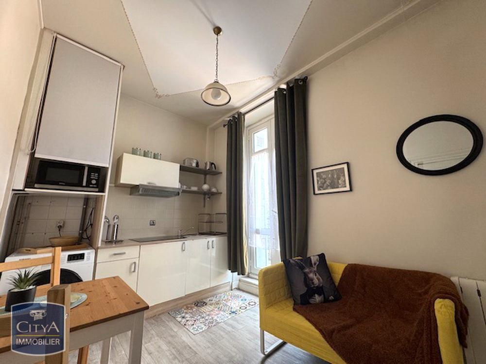 location Appartement - 2 pièce(s) - 25 m² Carcassonne (11000)