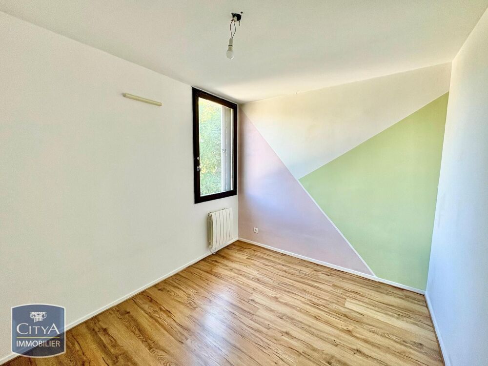 location Appartement - 4 pièce(s) - 76 m² Seyssins (38180)