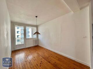  Appartement à louer 2 pièces 54 m²