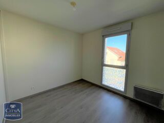  Appartement à louer 3 pièces 68 m²