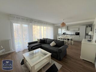  Appartement à louer 3 pièces 72 m²