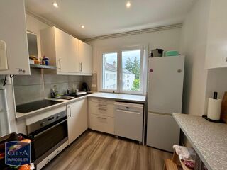  Appartement à louer 3 pièces 70 m²