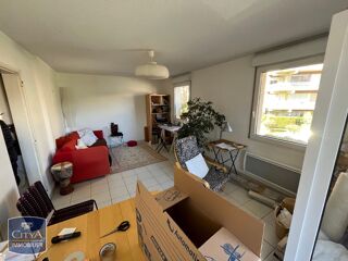  Appartement à louer 2 pièces 52 m²