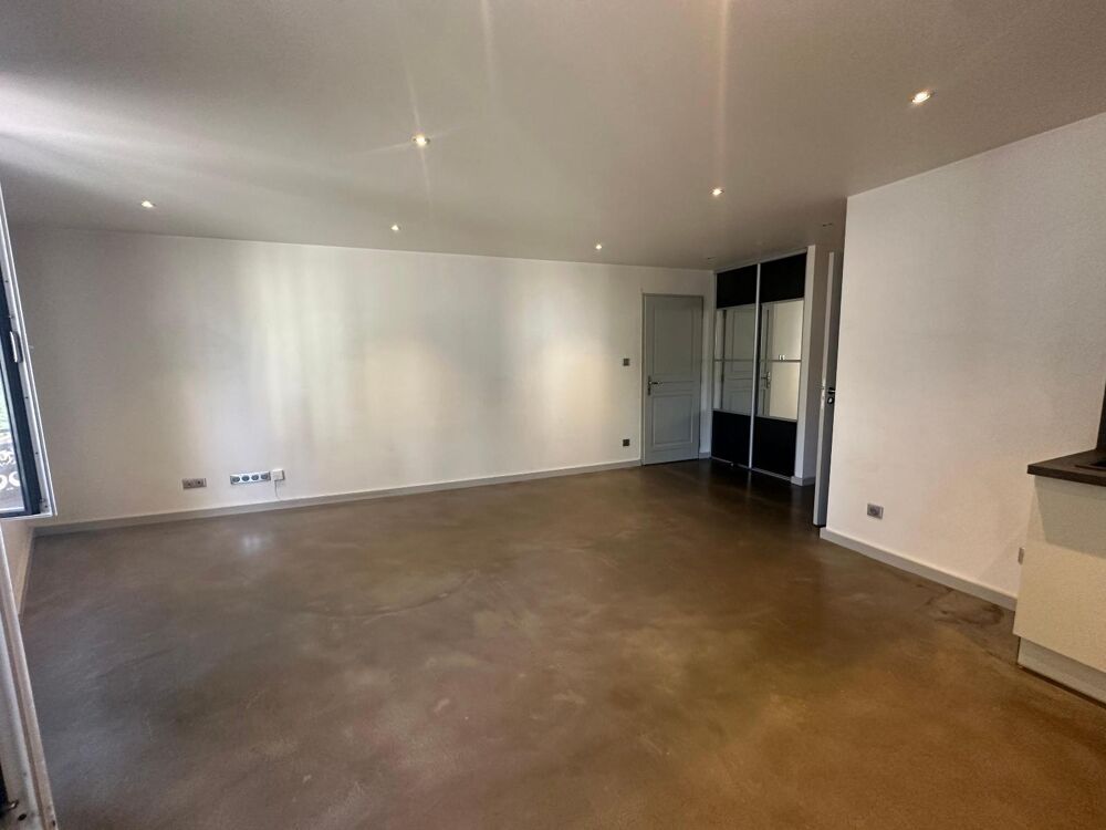 location Appartement - 3 pièce(s) - 56 m² Saint-Étienne (42000)