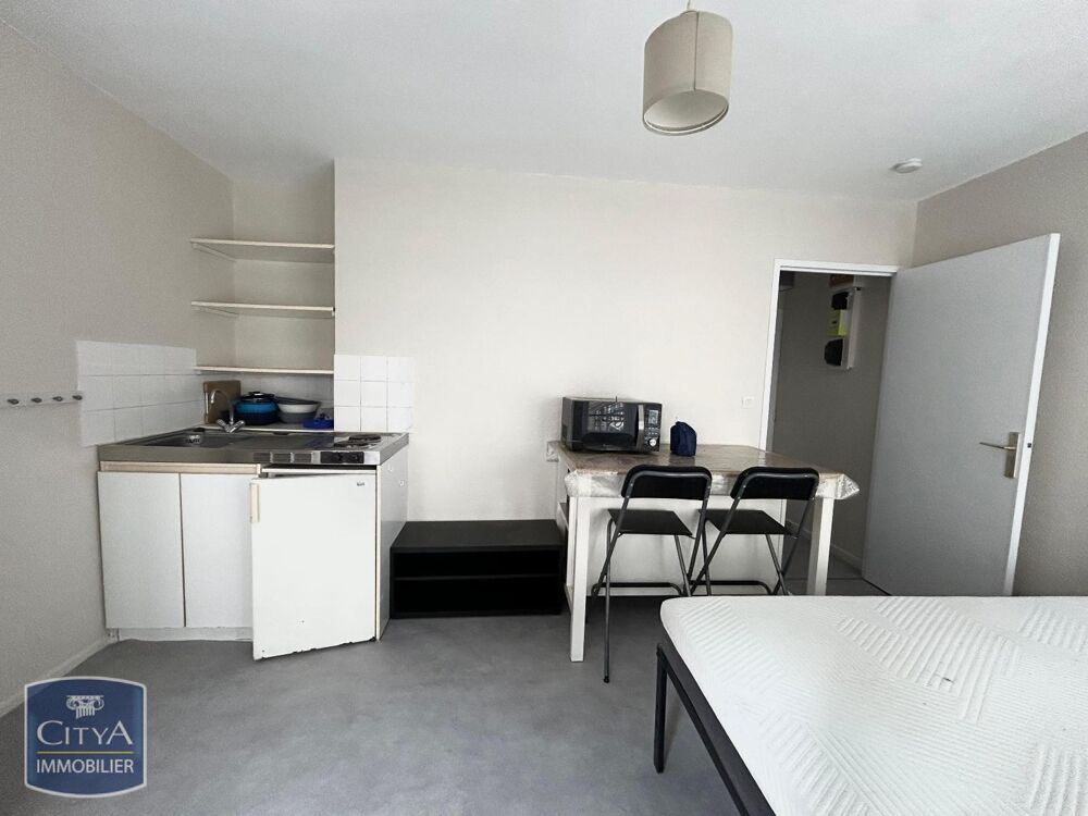 location Appartement - 1 pièce(s) - 19 m² Saint-Étienne (42000)
