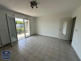  Appartement à louer 2 pièces 44 m²
