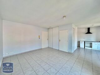  Appartement à louer 2 pièces 48 m²