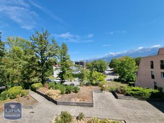  Appartement à louer 4 pièces 95 m²