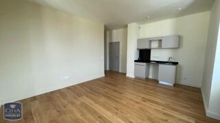  Appartement à louer 3 pièces 61 m²