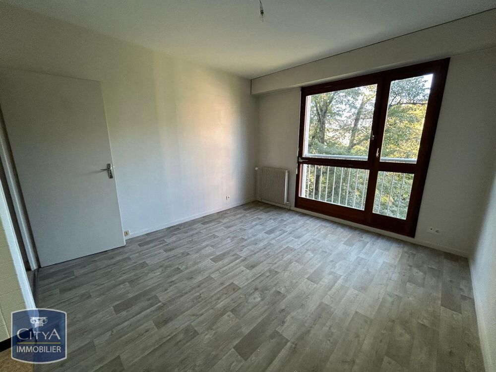 location Appartement - 2 pièce(s) - 34 m² Jacob-Bellecombette (73000)