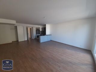  Appartement à louer 3 pièces 75 m²