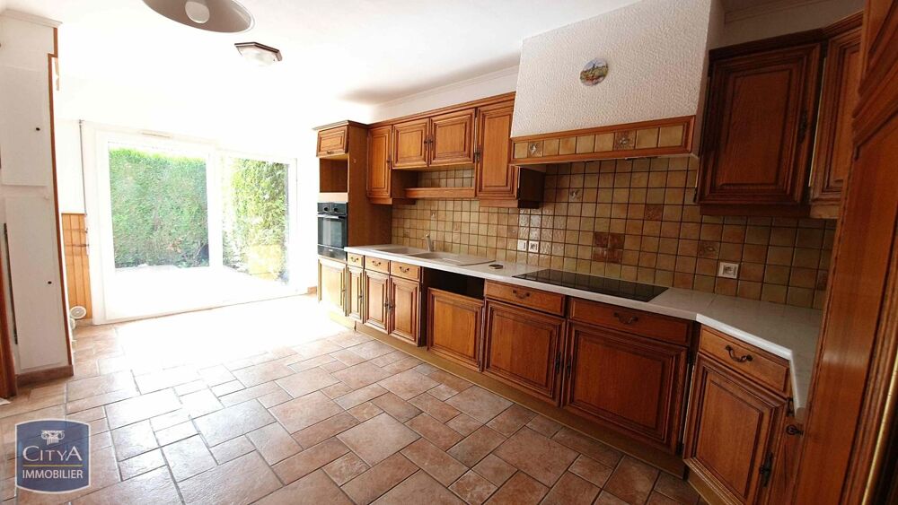 location Maison - 4 pièce(s) - 114 m² Houppeville (76770)