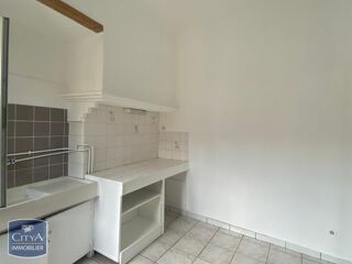  Appartement à louer 2 pièces 33 m²