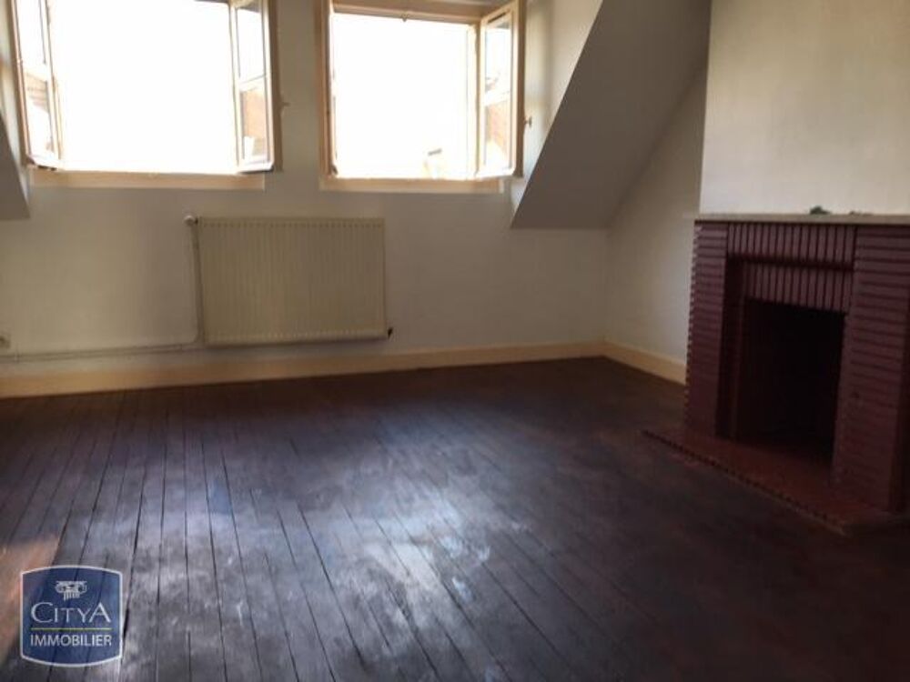 En location : au centre ville de CHATEAU-THIERRY (02400)....