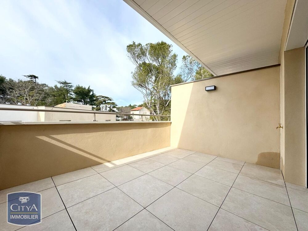 location Appartement - 2 pièce(s) - 48 m² Nîmes (30000)