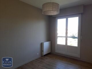  Appartement à louer 2 pièces 70 m²