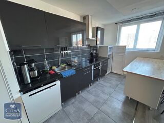  Appartement à louer 3 pièces 78 m²