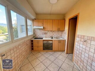 Appartement à louer 2 pièces 56 m²