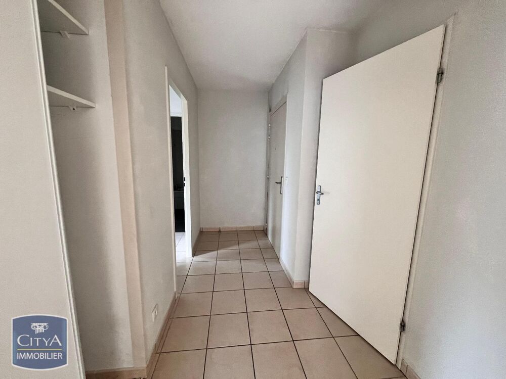 location Appartement - 3 pièce(s) - 67 m² La Tour-du-Pin (38110)