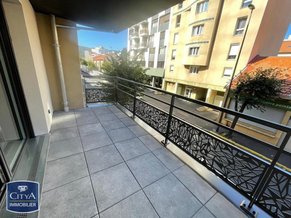 A LOUER Appartement T3 de 61,5 m² qui se compose d'un sé....