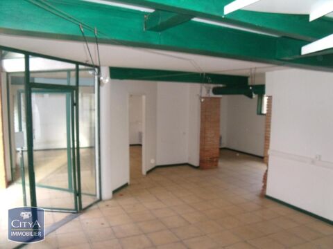   Location / Local Commercial 
