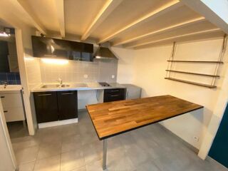  Appartement à louer 2 pièces 28 m²