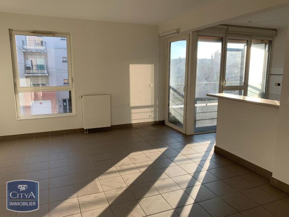 location Appartement - 4 pièce(s) - 96 m² Saint-Pierre-des-Corps (37700)