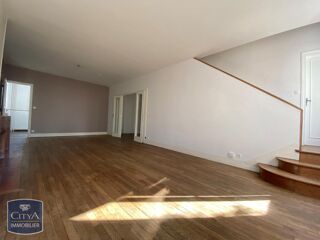  Maison à louer 6 pièces 146 m²